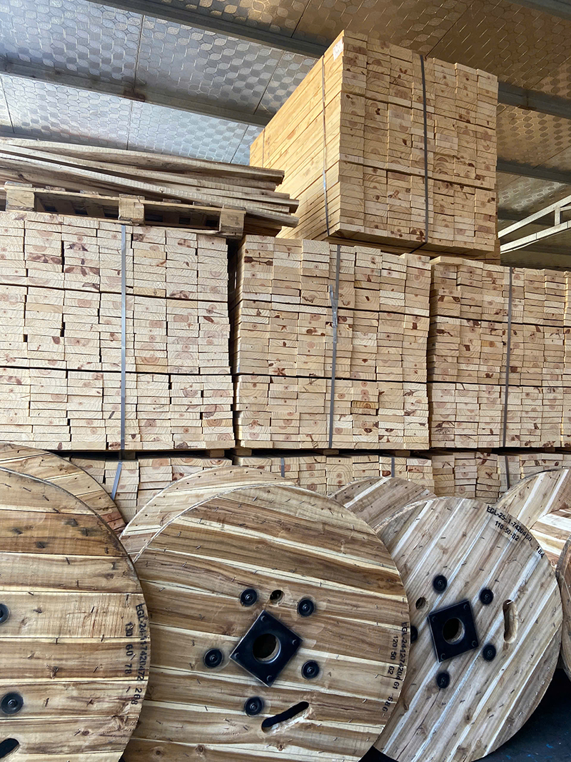 Lô cuốn gỗ - Thùng Gỗ Wooden Việt Nam – Công Ty Cổ Phần XNK Wooden Việt Nam – Chi Nhánh Bắc Giang